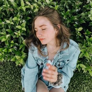 Meet your Posher, Nikole